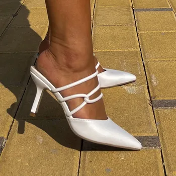 2022 Женские тапочки Летние женские туфли на тонком каблуке с узкой лентой из натуральной кожи с острым носком снаружи Женская элегантная обувь
