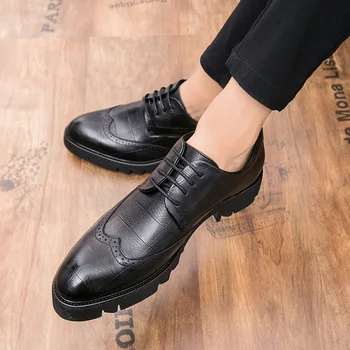 Черные Новые брендовые мужские оксфорды с толстой подошвой, модная обувь из спилка, повседневная мужская обувь для офиса и свадебной вечеринки 2022 года, туфли на платформе для вечеринок
